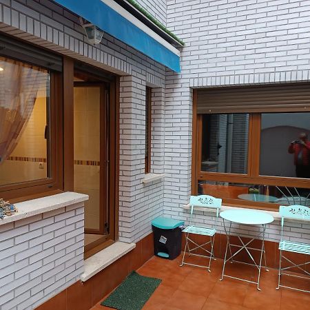 Karmelo Junto Al Metro Apartment Bilbao Exterior photo