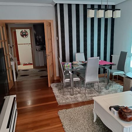 Karmelo Junto Al Metro Apartment Bilbao Exterior photo